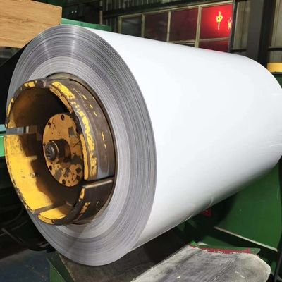5052 Niebiesko powlekany aluminiowy zwoj PE PVDF do płytek dachowych 0,6 mm