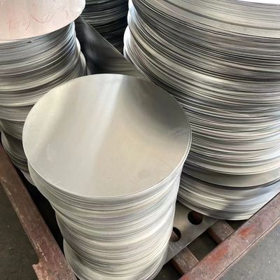 Aluminiowy okrąg 1,5 mm 1060 Aluminiowy dysk Materialu obudowy lampy